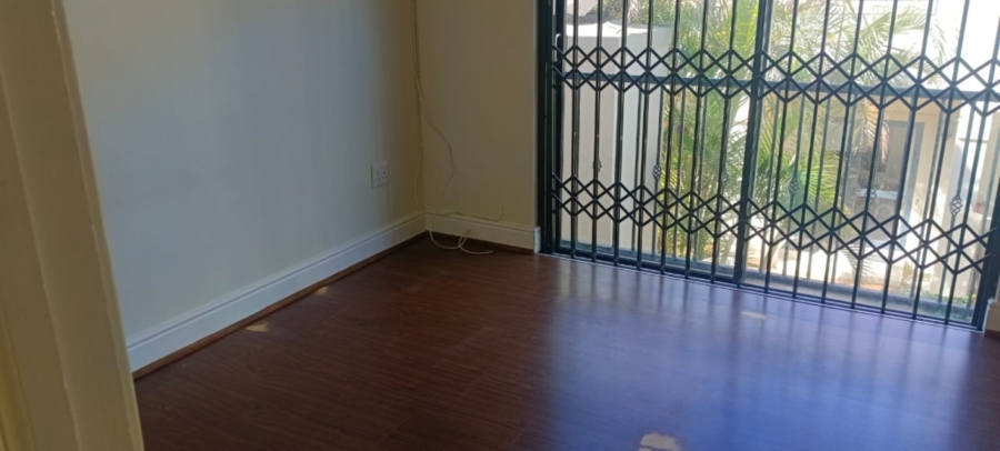 3 Bedroom Property for Sale in Sandbaai Western Cape